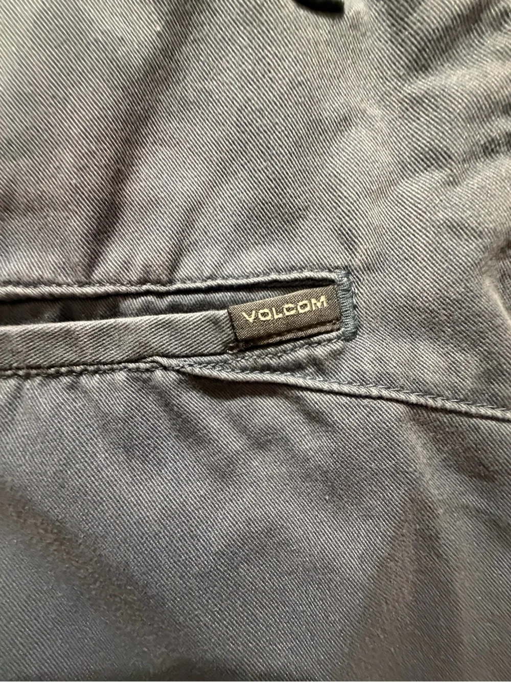 Men’s Volcom Corpo Class Chino Shorts -size 30